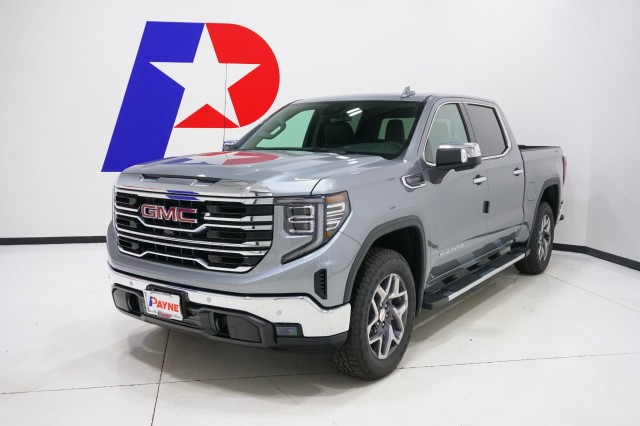 2026 GMC Sierra SLT's photo