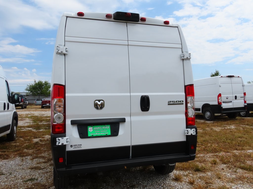 2025 Ram ProMaster 2500 photo 10