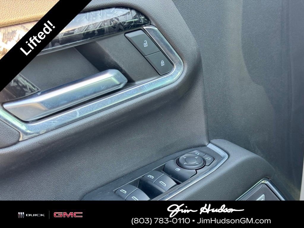 2023 Chevrolet Silverado 1500 RST photo 20