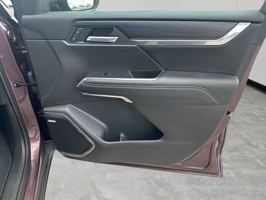 2025 Gmc Acadia Elevation photo 13