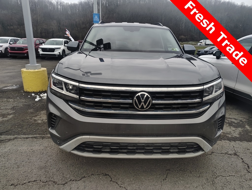 2022 Volkswagen Atlas SE w/Tech's photo