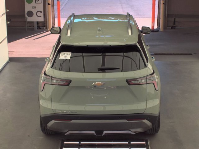 2025 Chevrolet Equinox LT photo 3