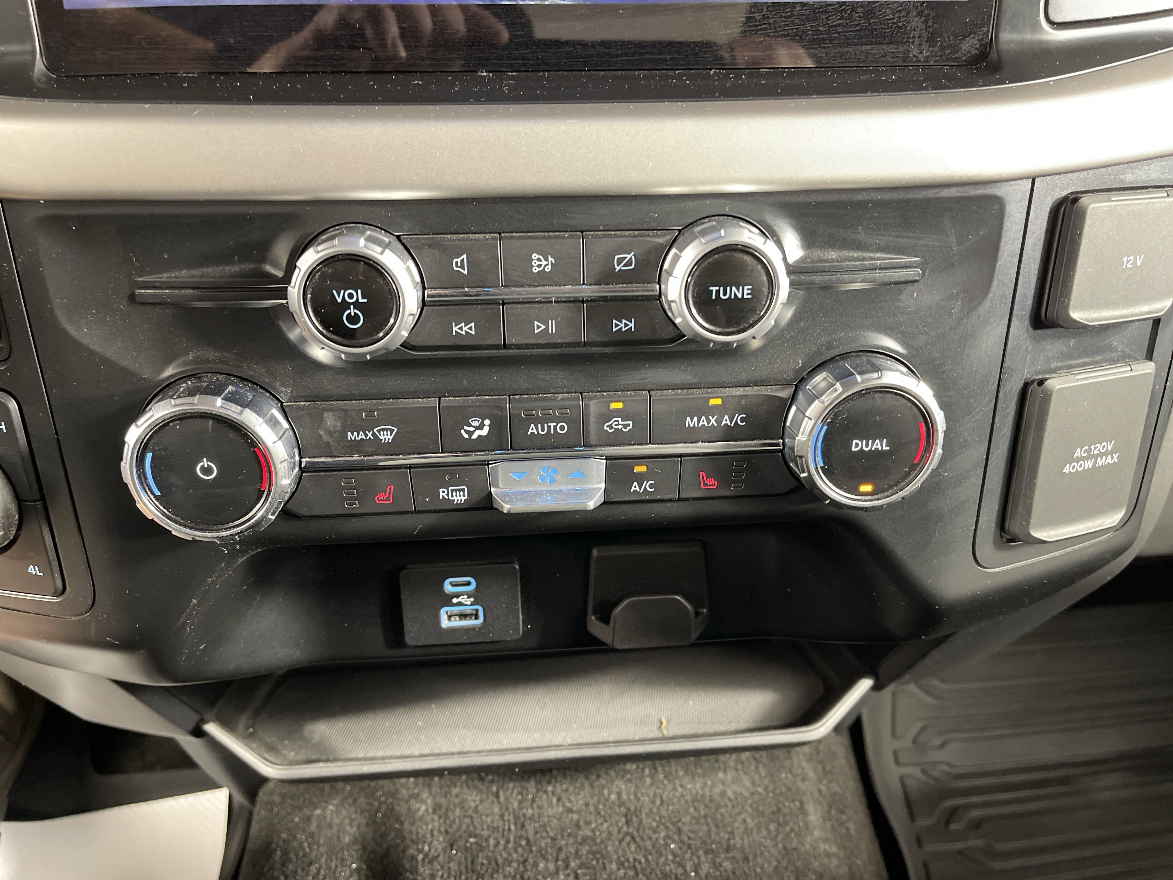 2022 Ford F-150 XL photo 11