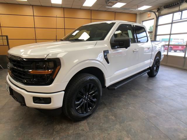 2025 Ford F-150 XLT photo 4