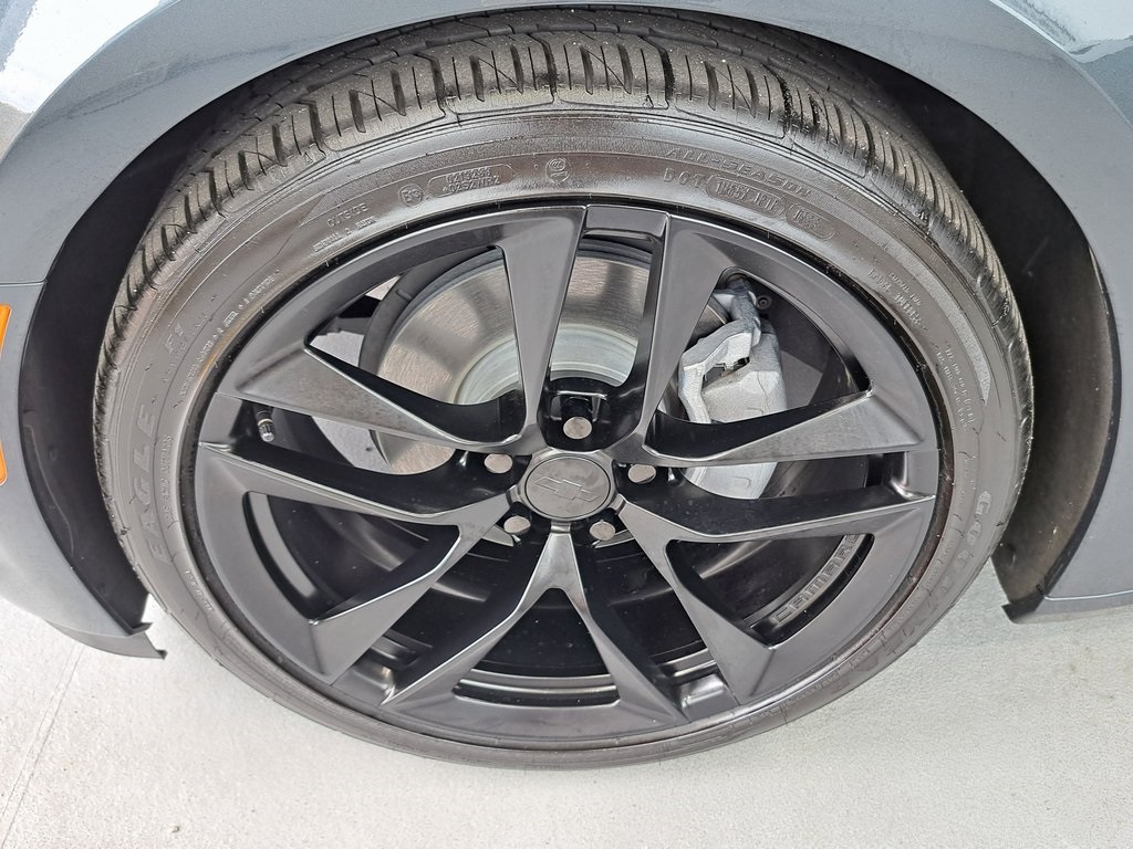 2023 Chevrolet Camaro 2LT photo 28