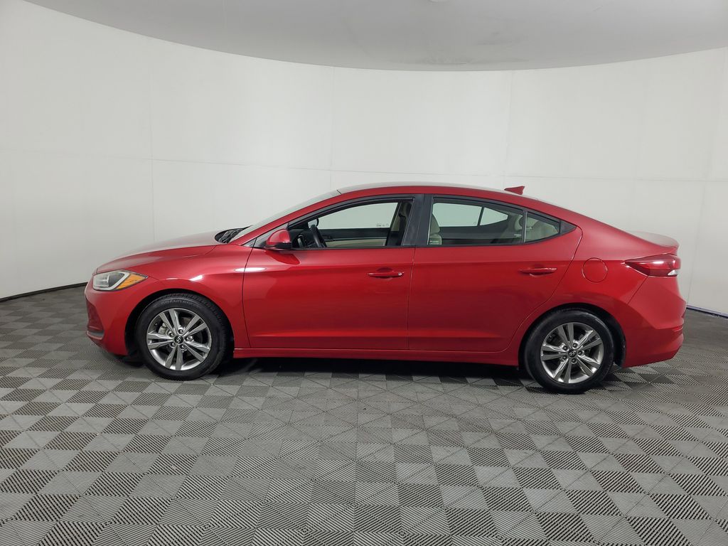 2018 Hyundai Elantra SEL photo 7