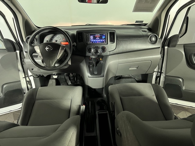2021 Nissan NV200 S photo 10