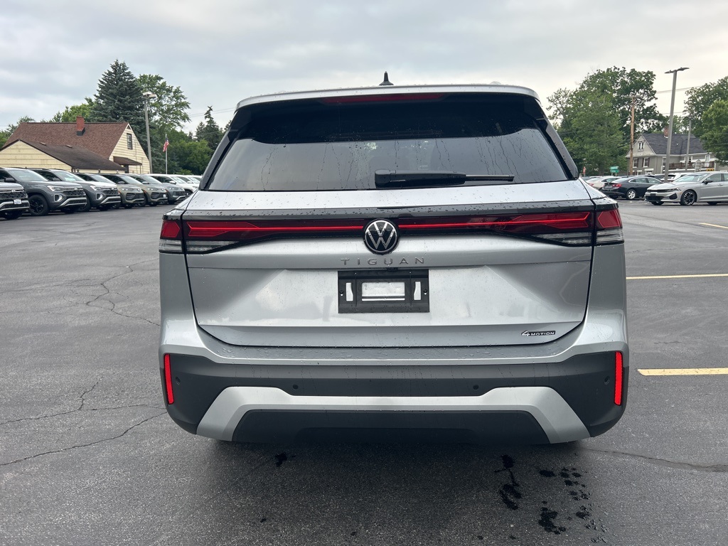 2025 Volkswagen Tiguan S photo 4