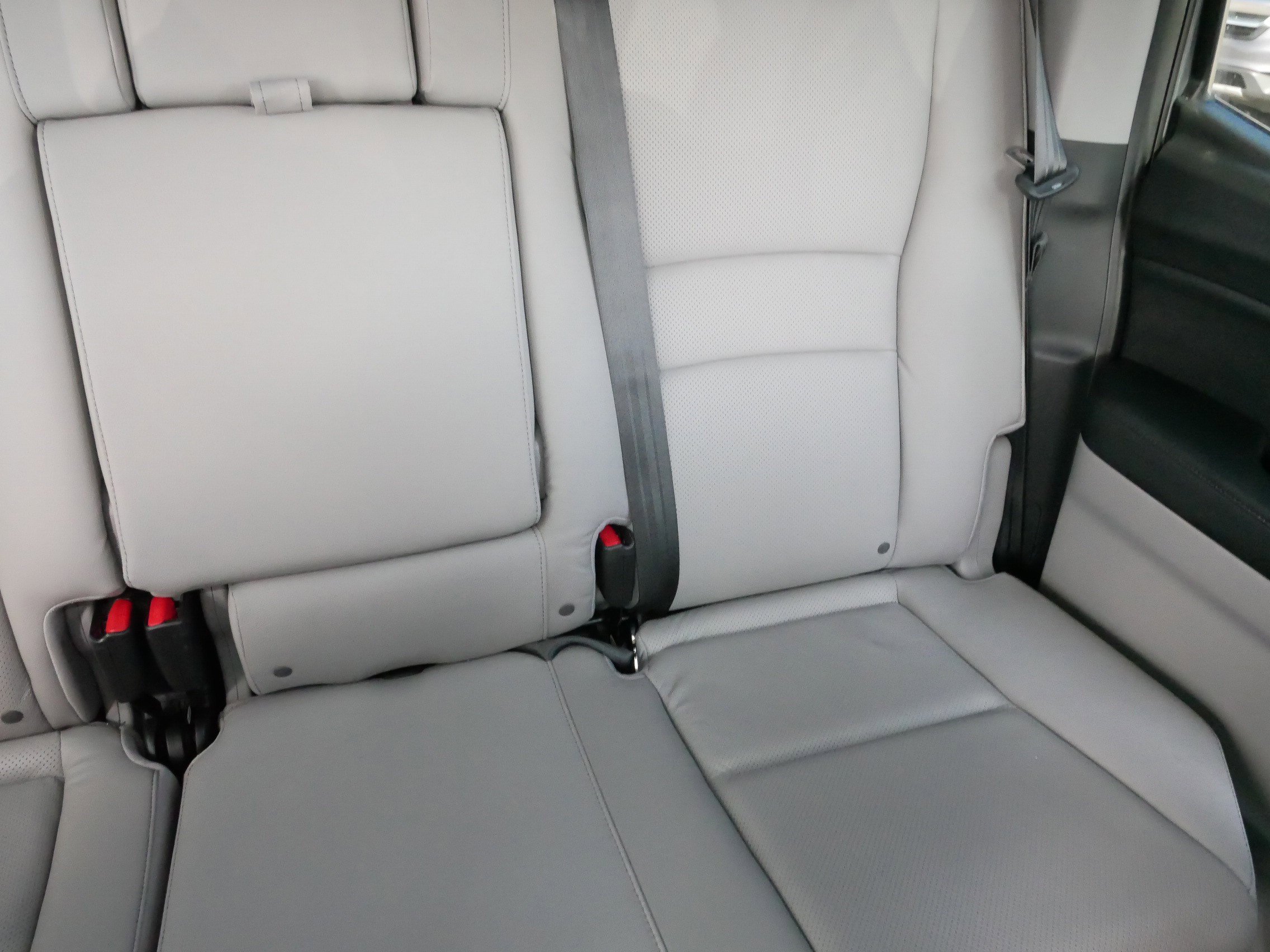 2019 Honda Ridgeline RTL photo 14