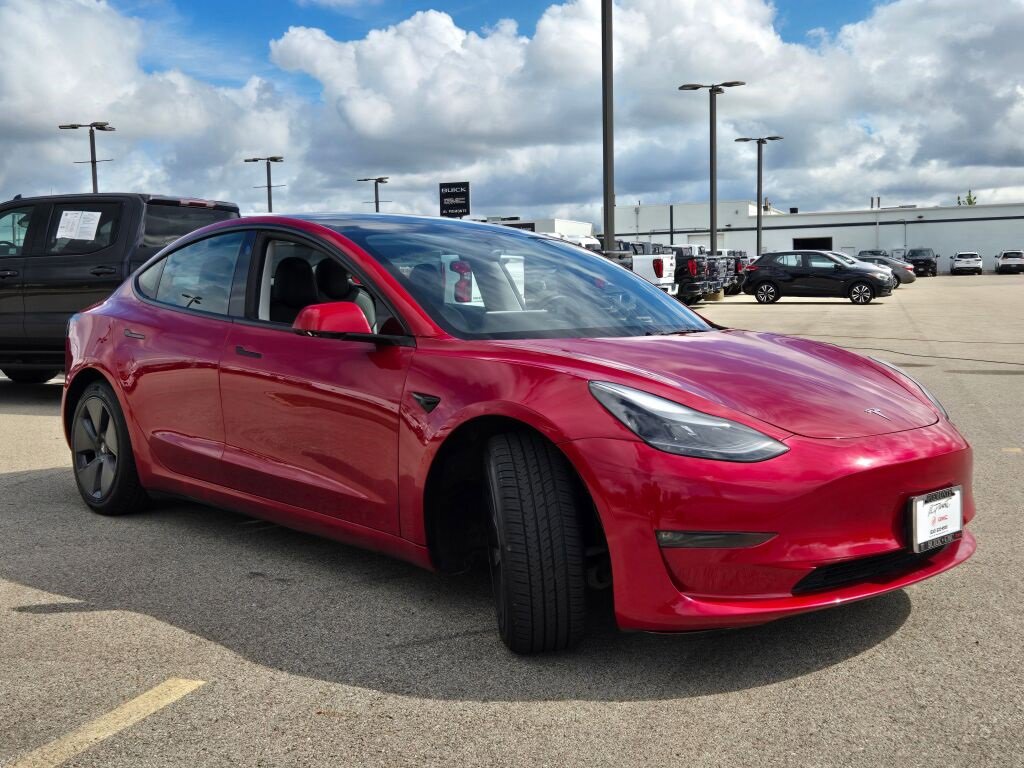 2023 Tesla Model 3 photo 3