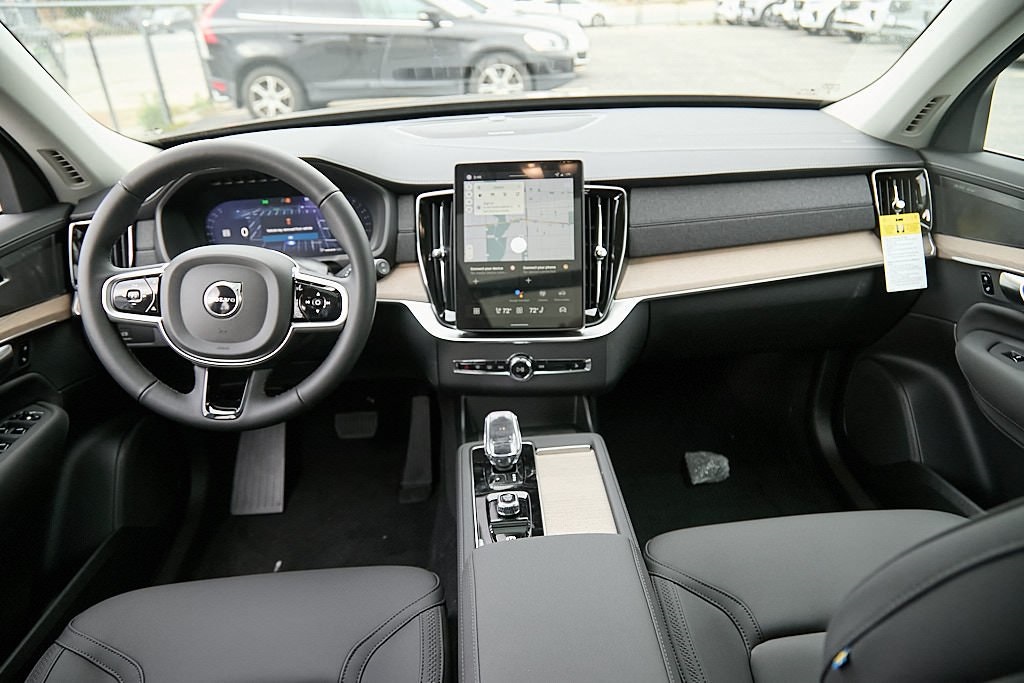 2026 VOLVO XC90 - Image 26
