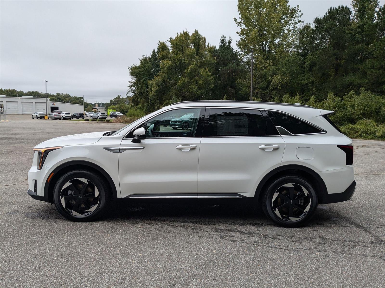 2025 Kia Sorento Plug-In Hybrid EX photo 9