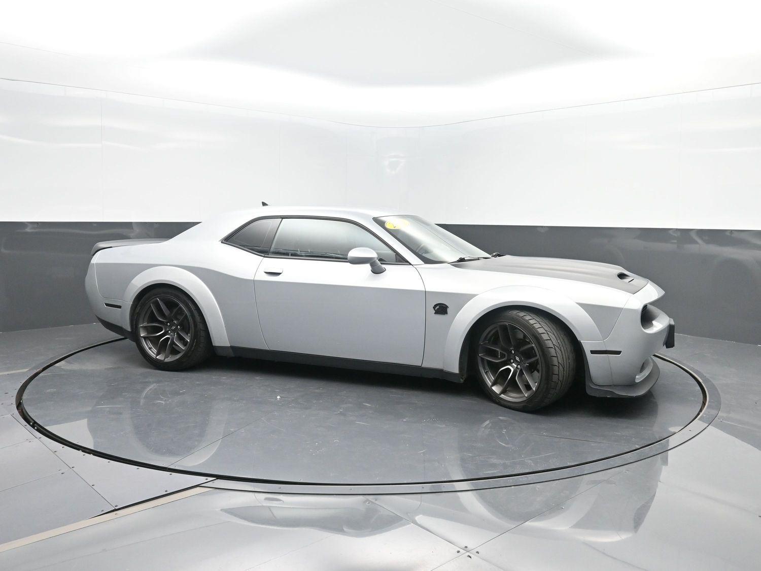 2020 Dodge Challenger R/T Scat Pack Widebody photo 3