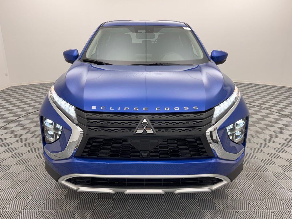 2025 Mitsubishi Eclipse Cross SE photo 2