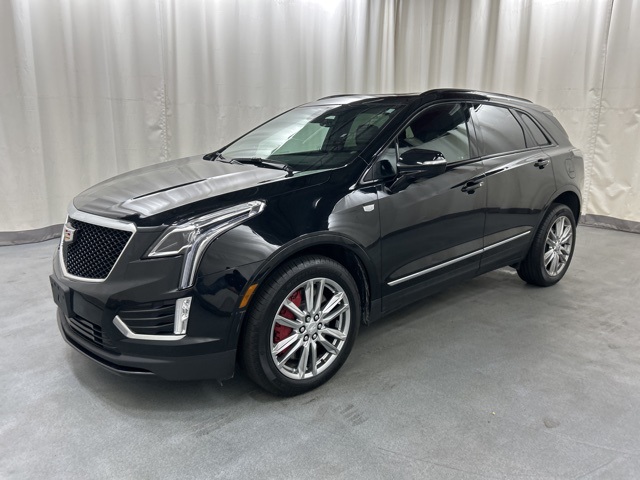 2024 Cadillac XT5 Sport photo 2