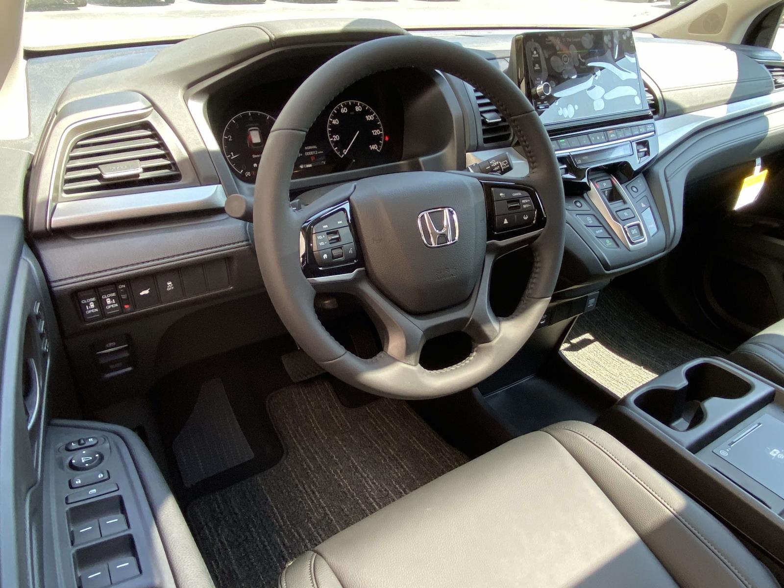 2026 Honda Odyssey EX-L photo 4
