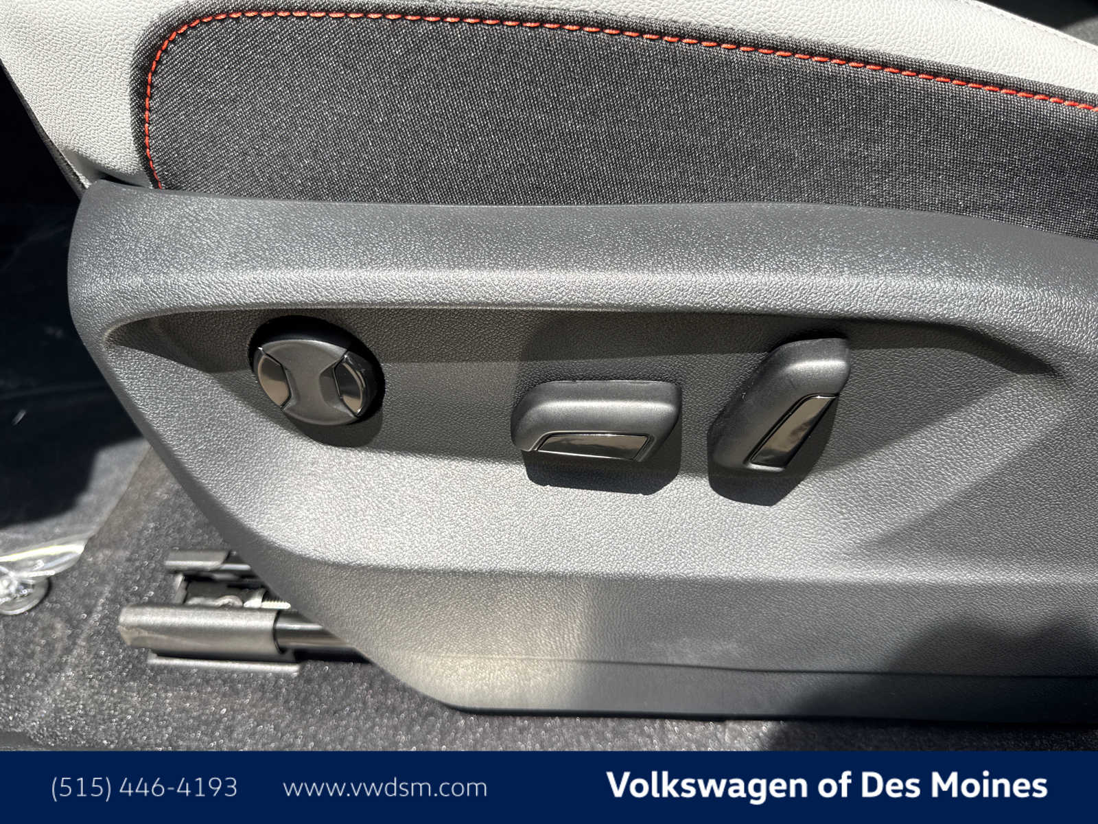 2025 Volkswagen Atlas Peak Edition SE photo 22