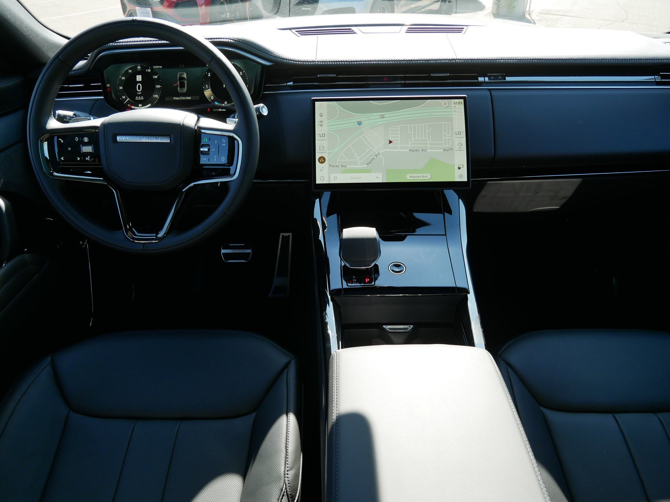 2025 Land Rover Range Rover Sport SE photo 3