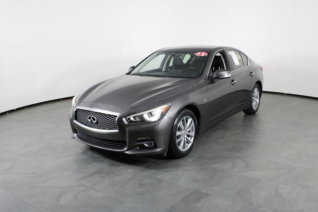 2015 INFINITI Q50 Base's photo