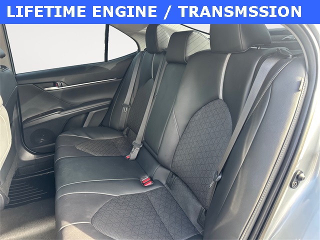 2022 Toyota Camry XSE photo 13