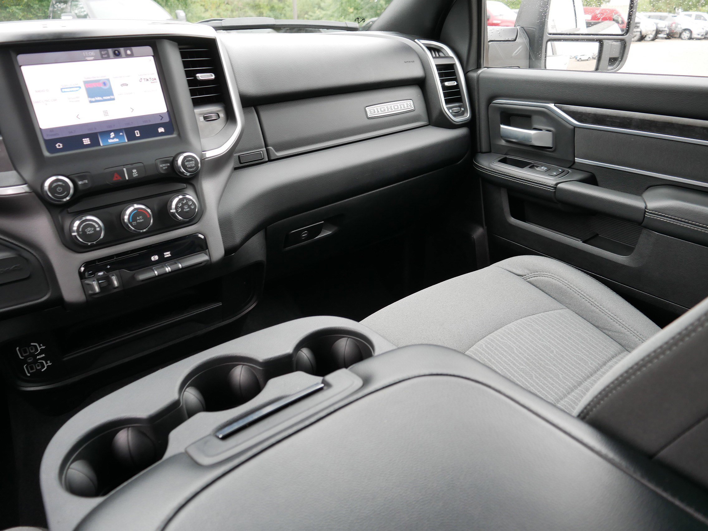 2024 Ram 2500 Big Horn photo 11