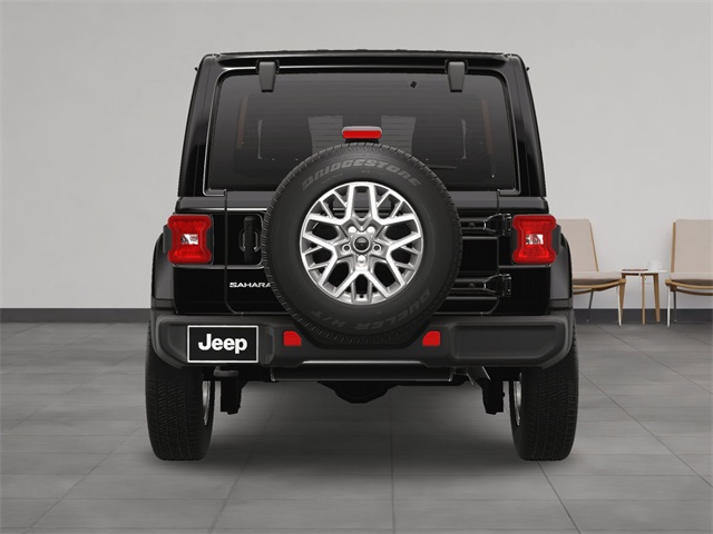 2025 Jeep Wrangler Sahara photo 4