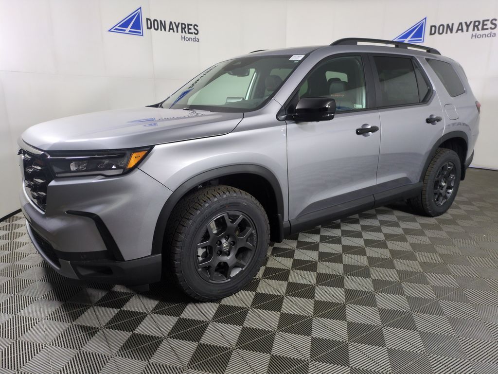 2025 Honda Pilot TrailSport's photo