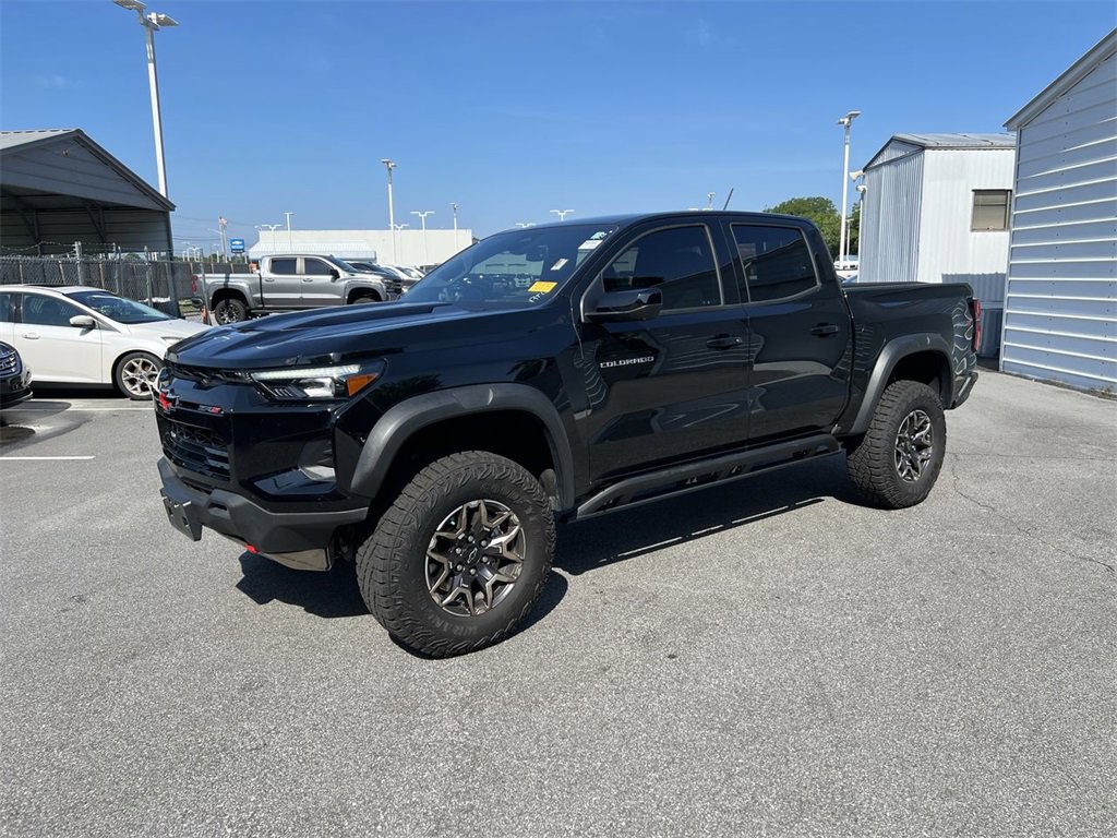 2024 Chevrolet Colorado ZR2 photo 3