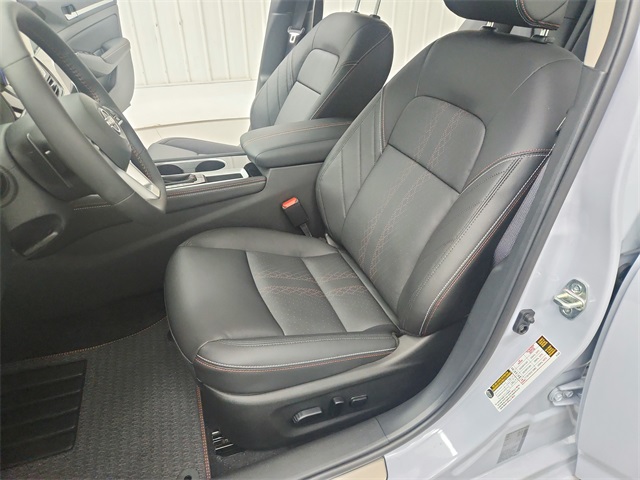 2025 Nissan Altima 2.5 SR photo 19