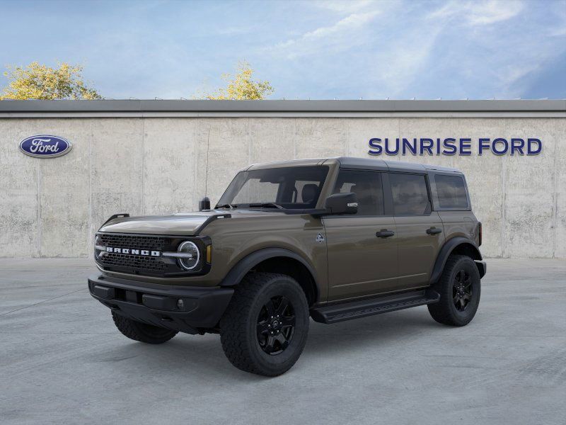 2025 Ford Bronco Outer Banks photo 2