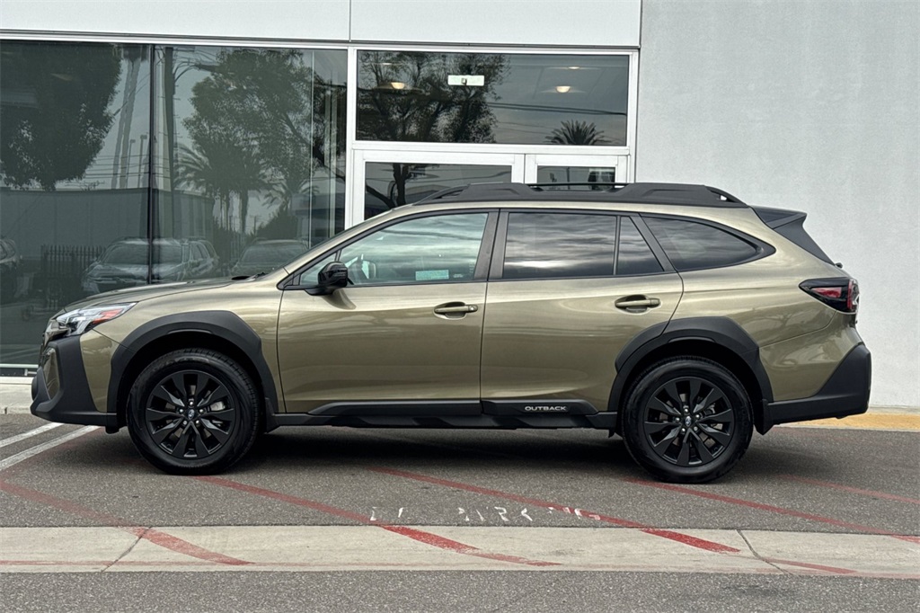 2025 Subaru Outback Onyx Edition XT photo 2