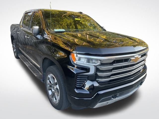 2023 Chevrolet Silverado 1500 High Country photo 2