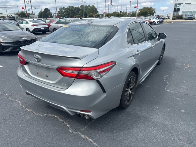 2019 Toyota Camry L photo 6