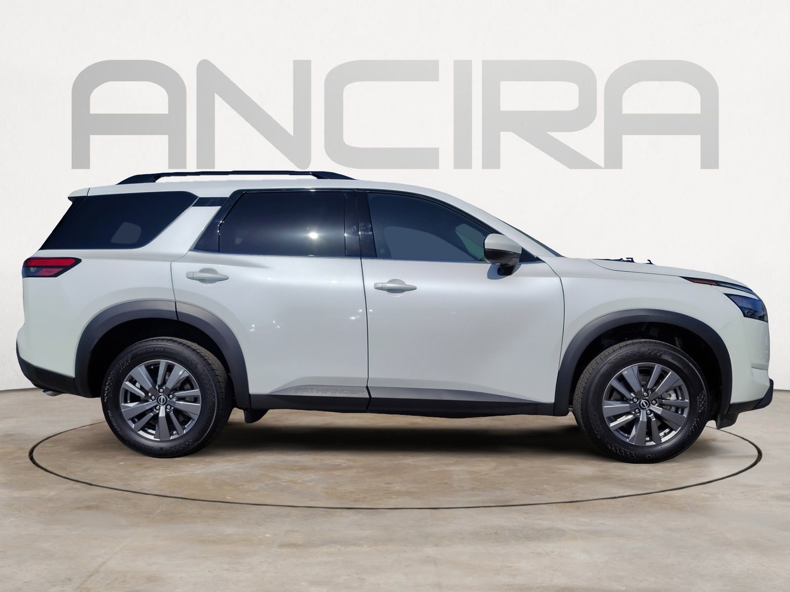 2025 Nissan Pathfinder SV photo 11