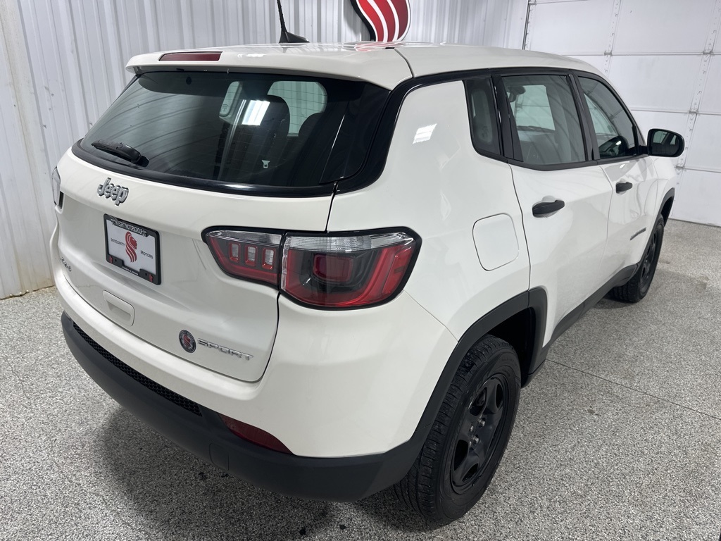 2020 Jeep Compass Sport photo 8