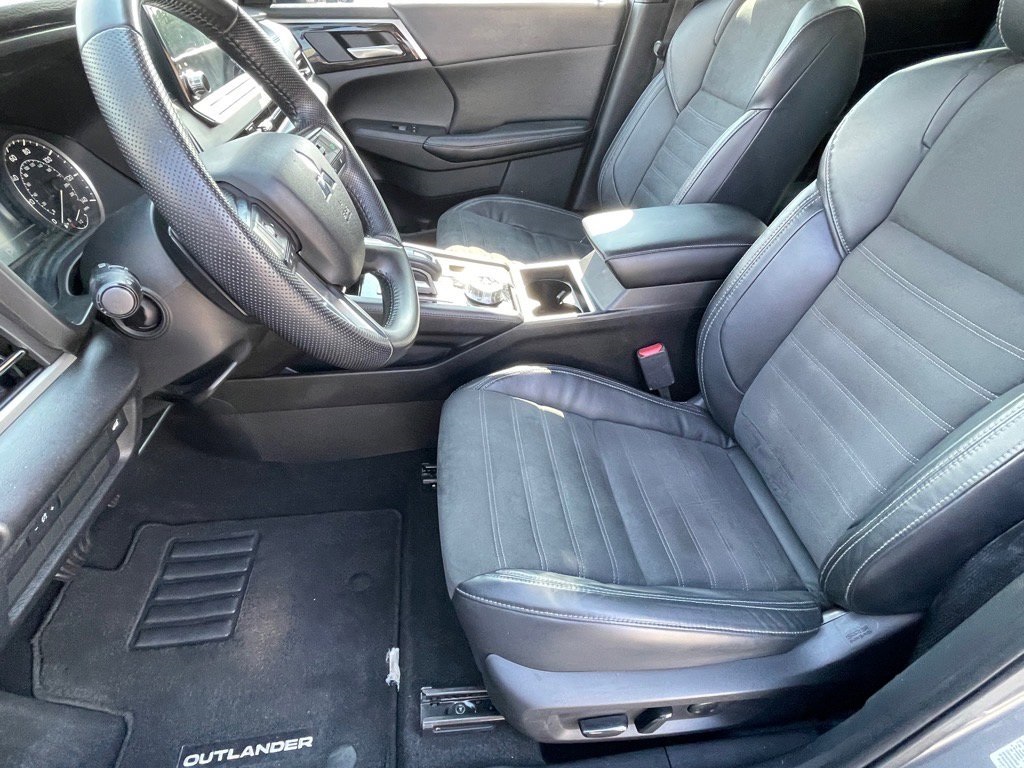 2022 Mitsubishi Outlander SE photo 15