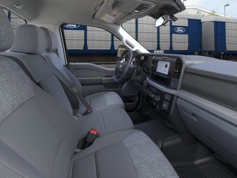 2026 Ford F-250 photo 8