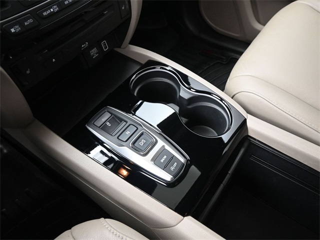 2019 Honda Pilot Touring photo 29