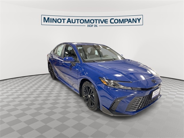 2026 Toyota Camry SE photo 2