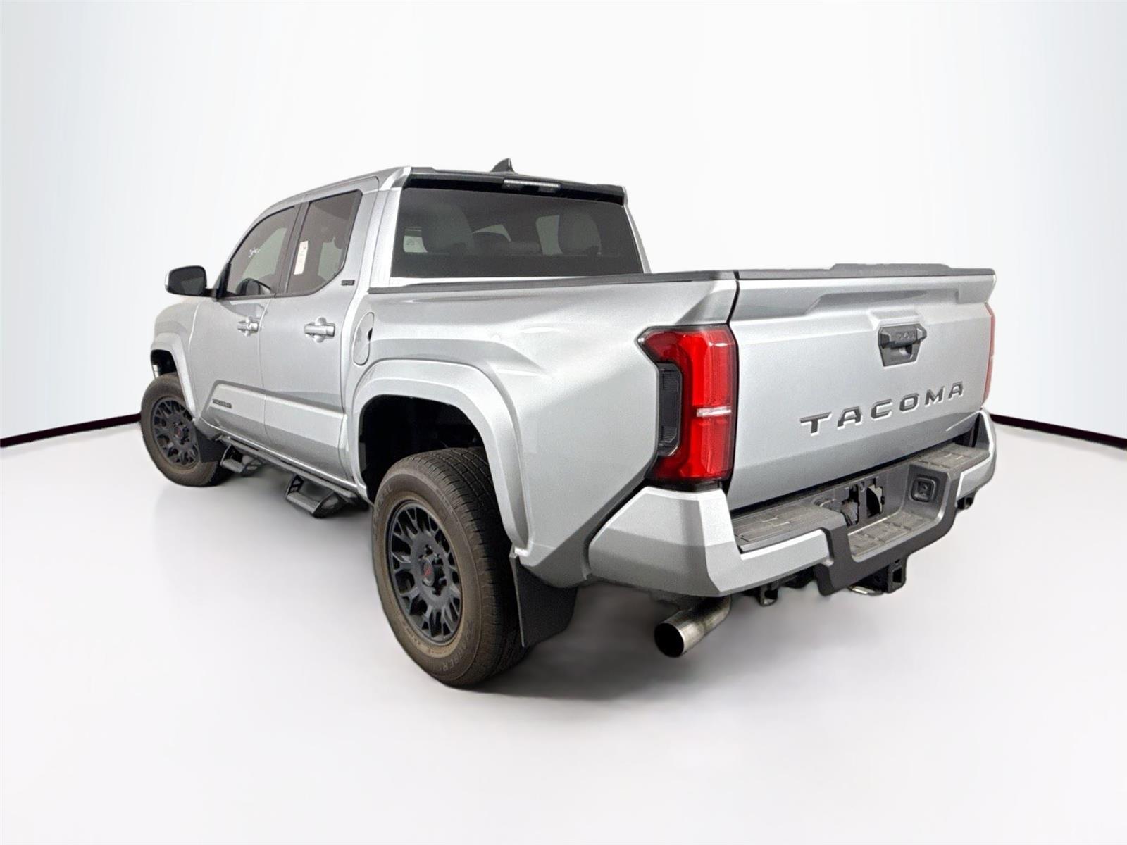 2024 Toyota Tacoma SR5 photo 4