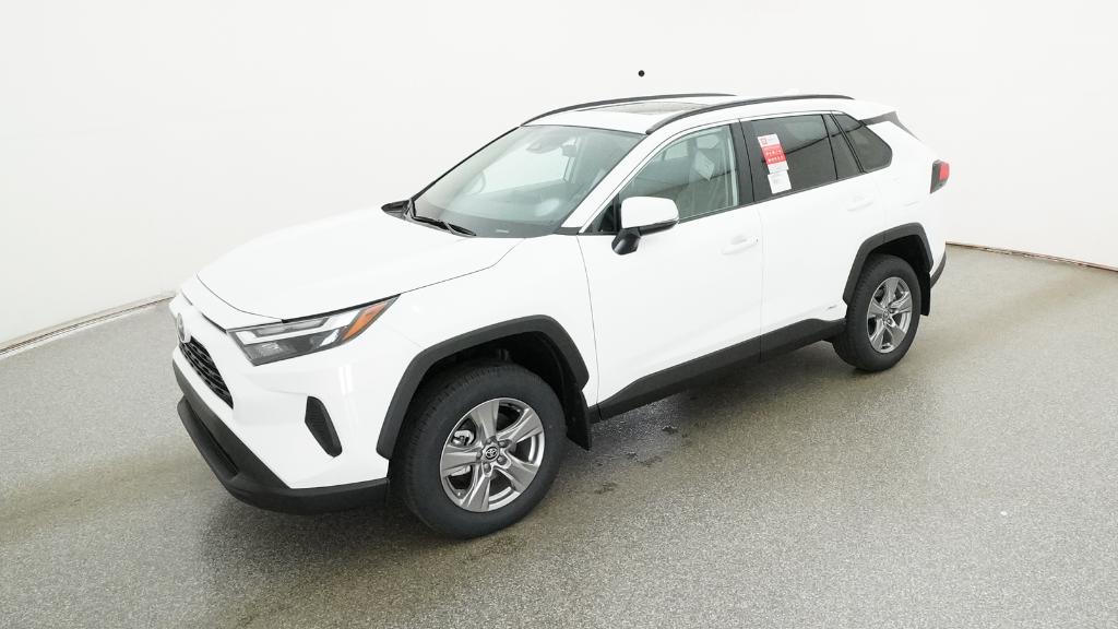 2025 Toyota RAV4 XLE's photo