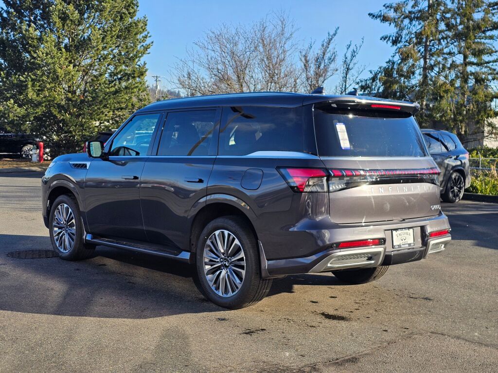2025 Infiniti QX80 Luxe photo 5
