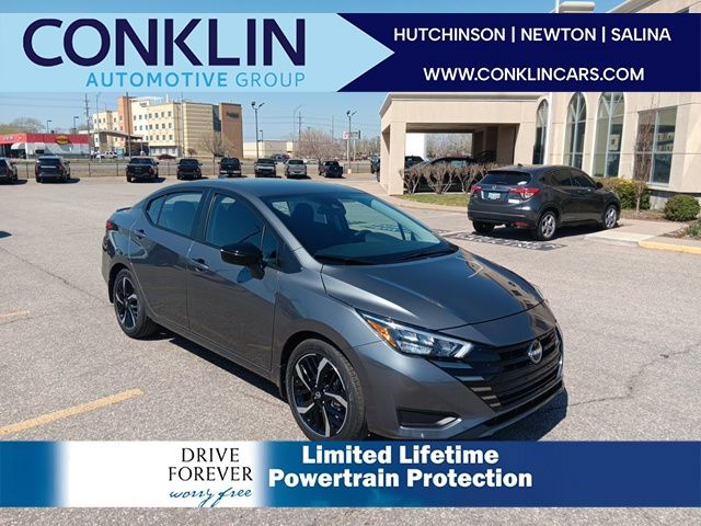 2025 Nissan Versa Sedan SR