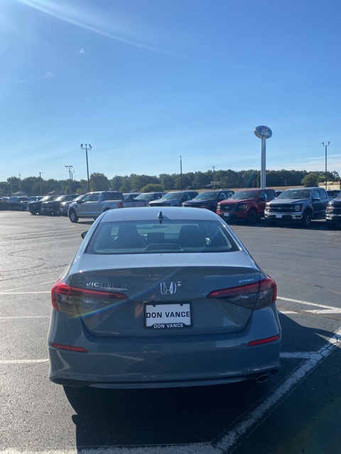 2023 Honda Civic Sport photo 3