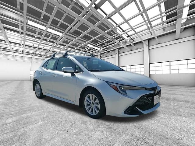 2025 Toyota Corolla Hatchback SE