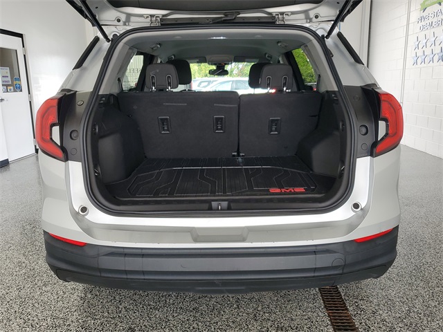 2020 Gmc Terrain SLE photo 26