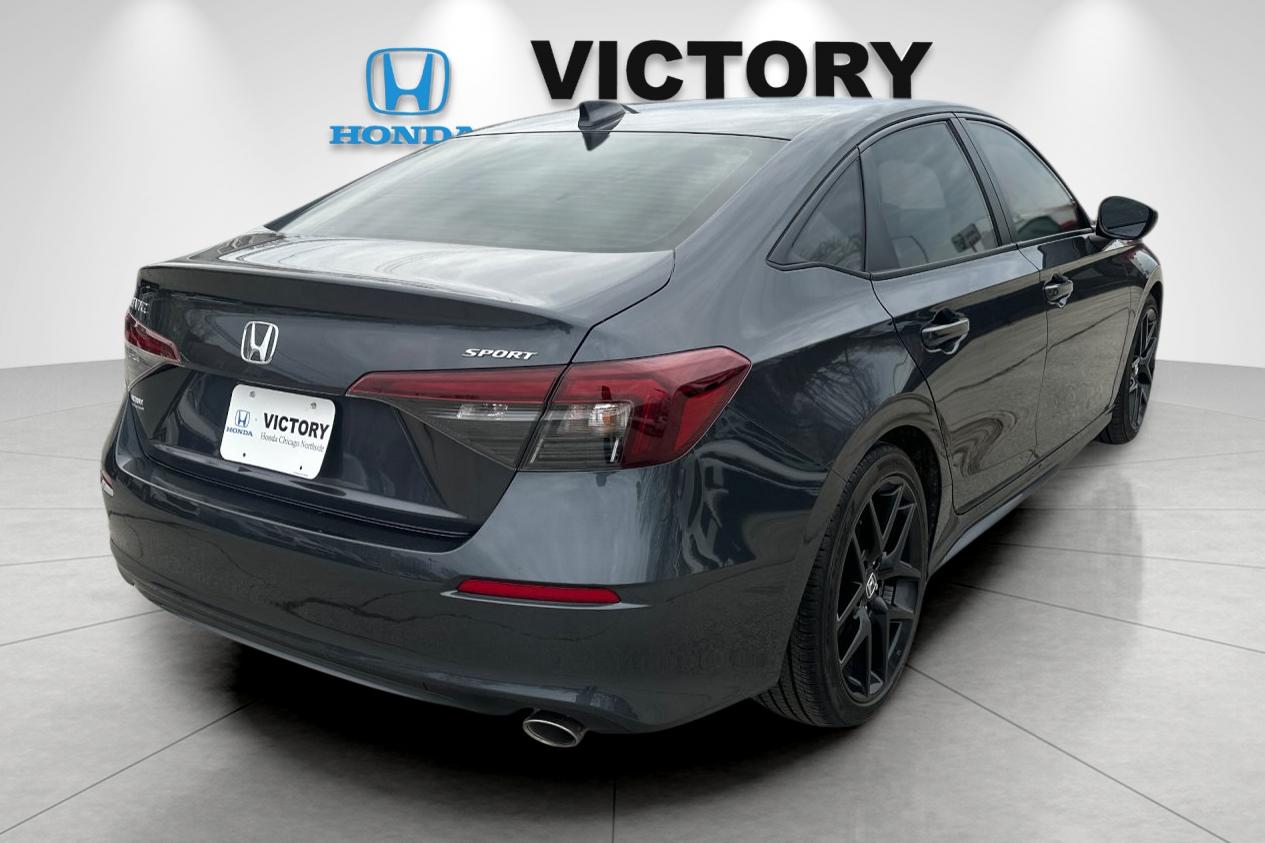 2025 Honda Civic Sport photo 3