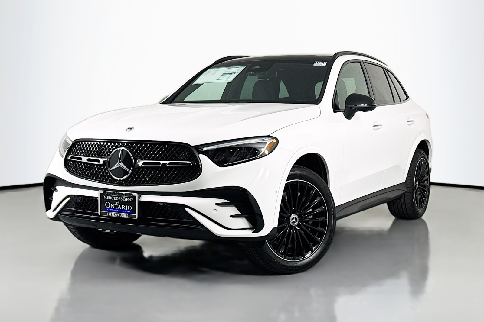 2026 Mercedes-Benz GLC Base's photo