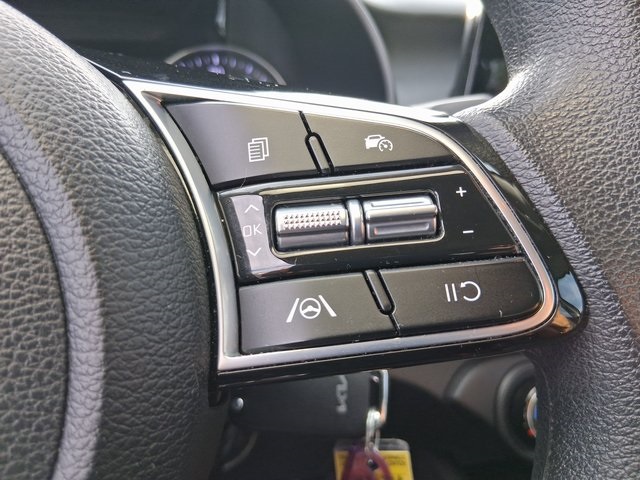 2023 Kia Forte LXS photo 17