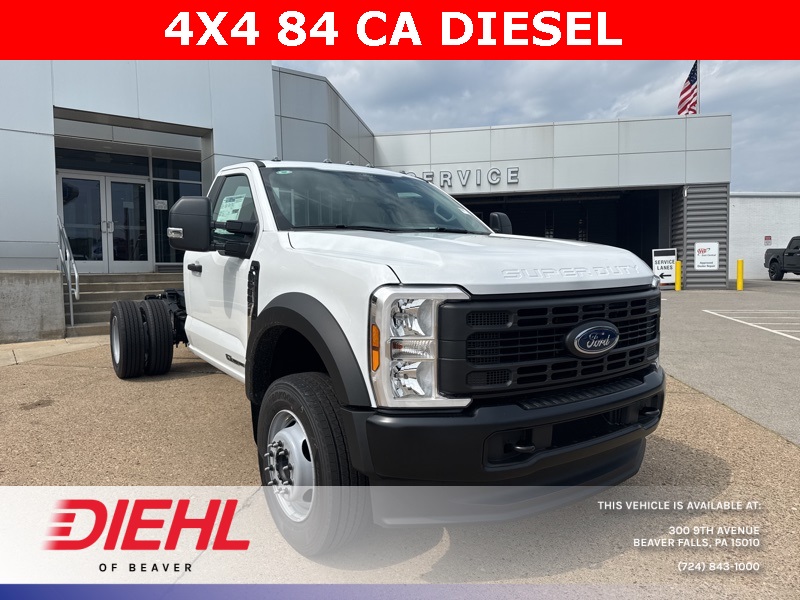 2025 Ford F-600 Super Duty Chassis Cab XL's photo